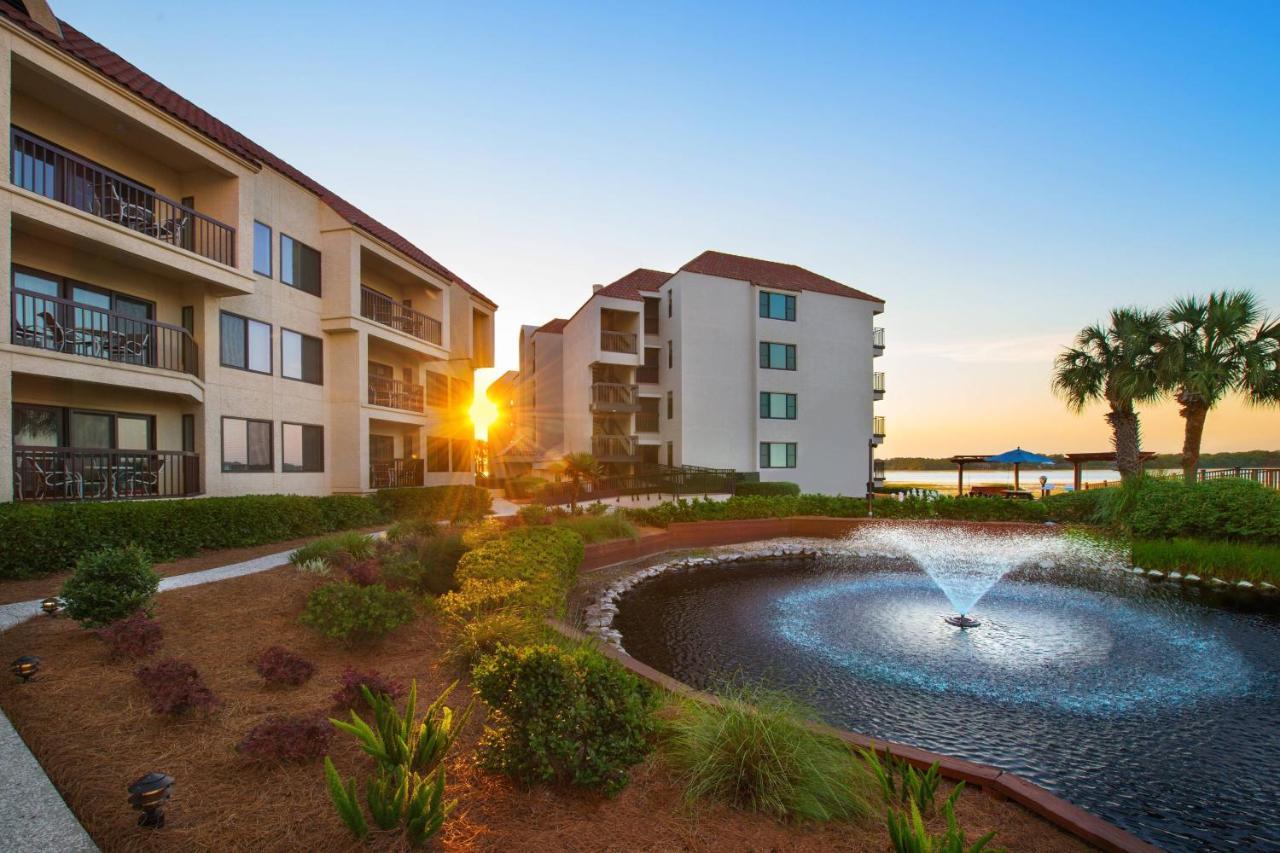 Отель Marriott'S Harbour Point And Sunset Pointe At Shelter Cove Хилтон-Хед-Айленд Экстерьер фото